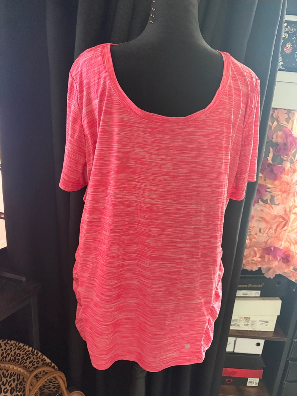 Bally Heathered Hot Pink Scoop Neck Short Sleeve Tee
